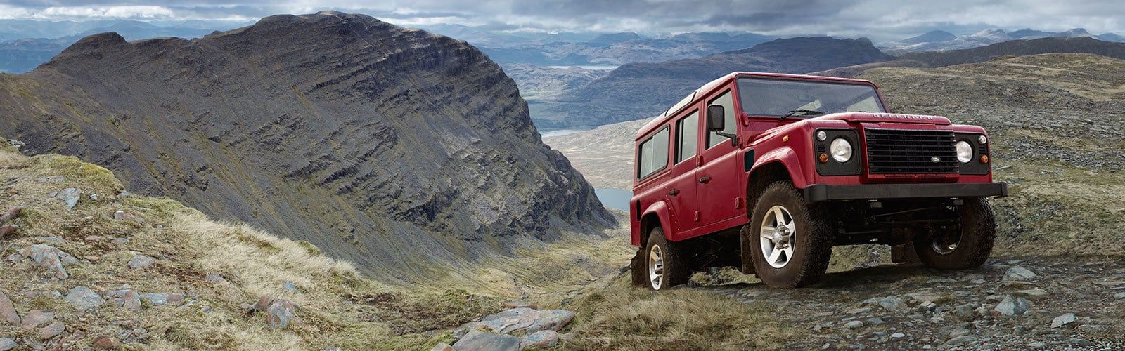 How to Drive on Gravel OffRoading Techniques Land Rover Land