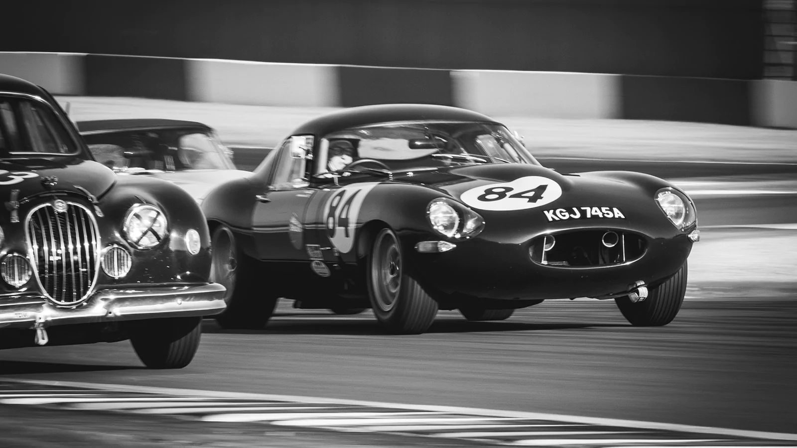 Jaguar машина страна