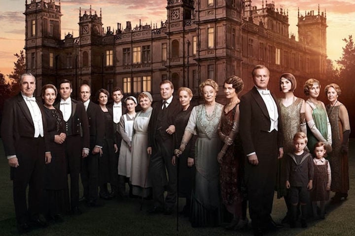 DOWNTOWN ABBEY<br>
