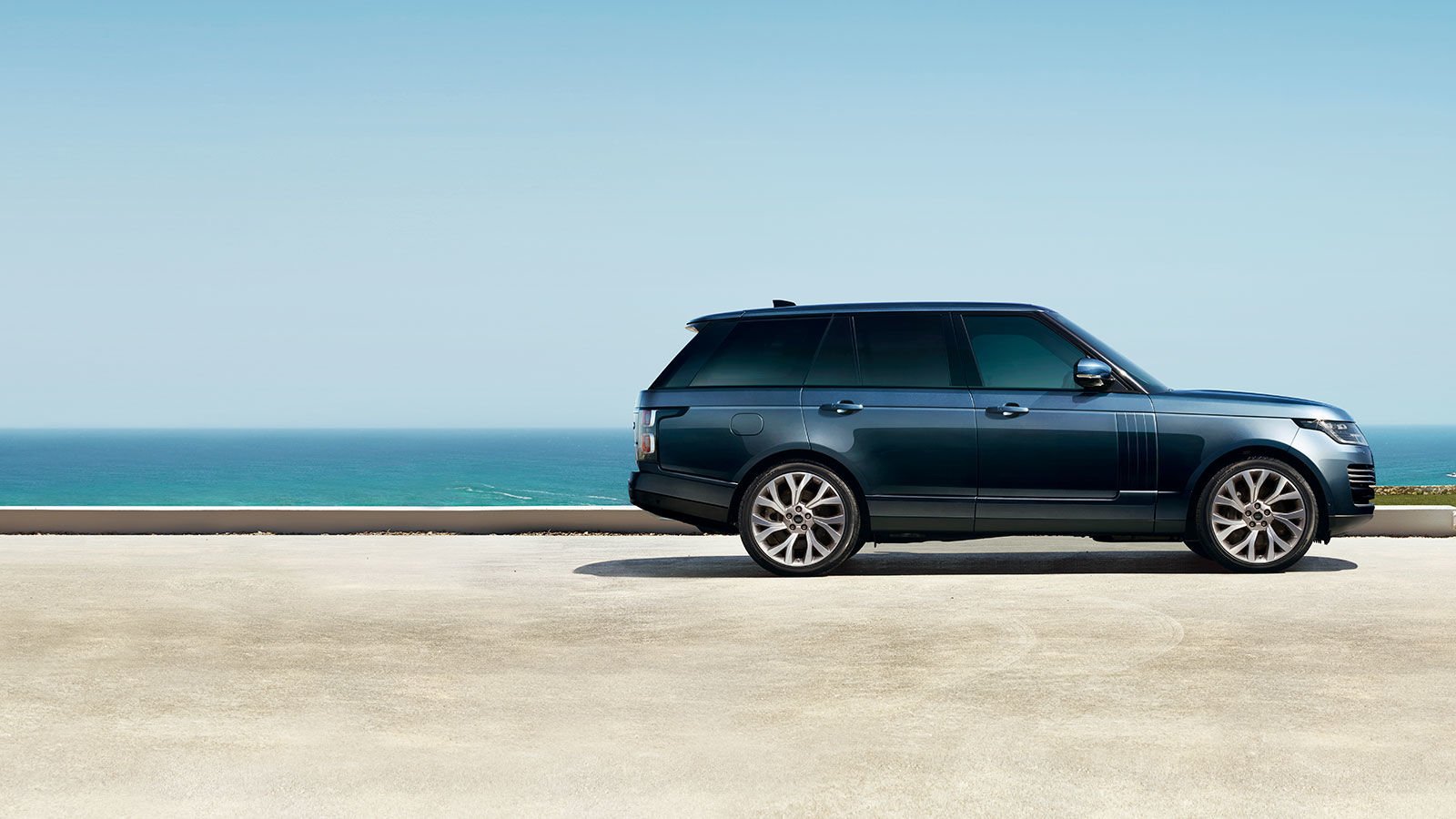 Land rover uae