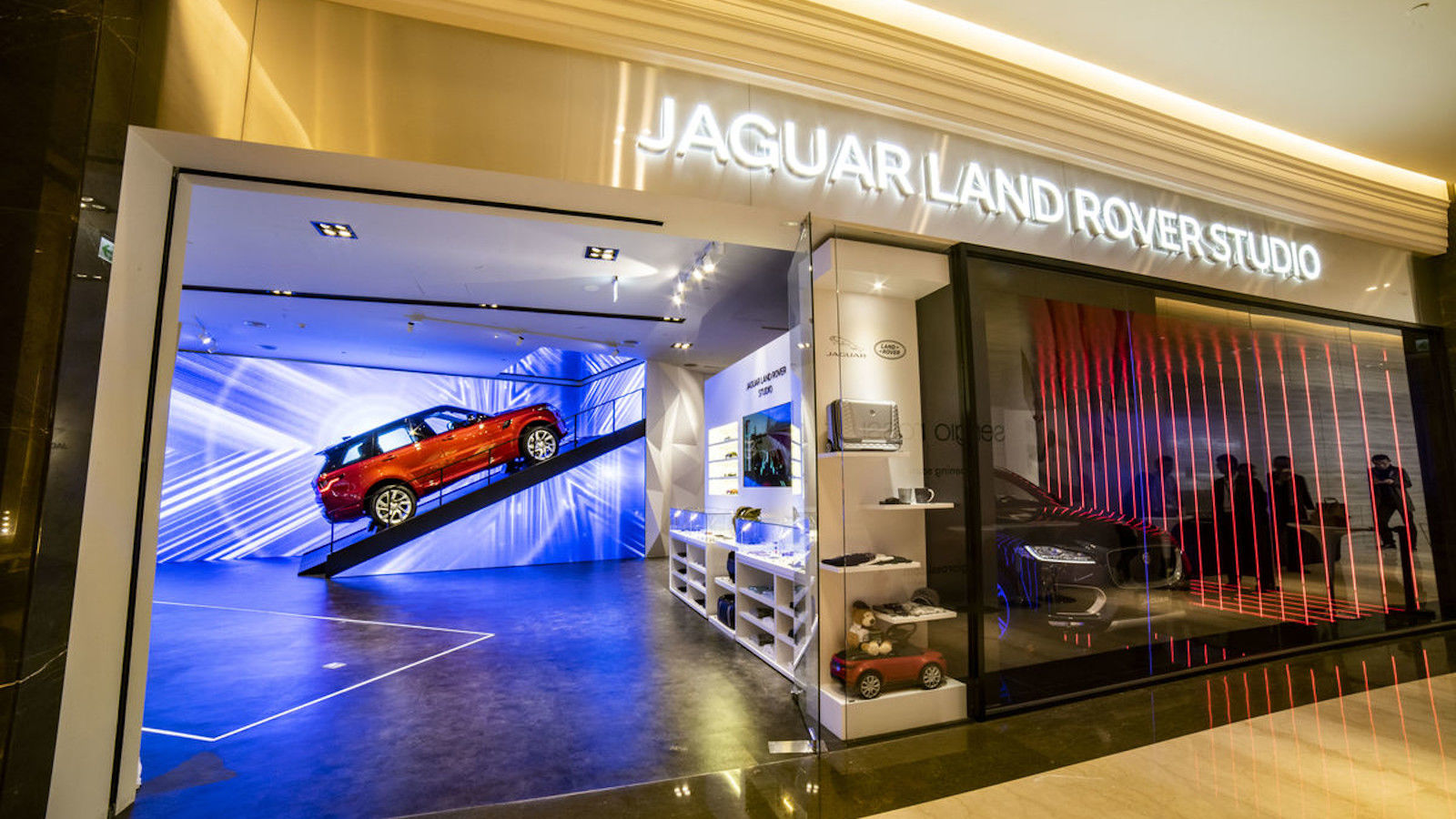 全新品牌體驗 JAGUAR LAND ROVER STUDIO 正式開幕 Land Rover 台灣