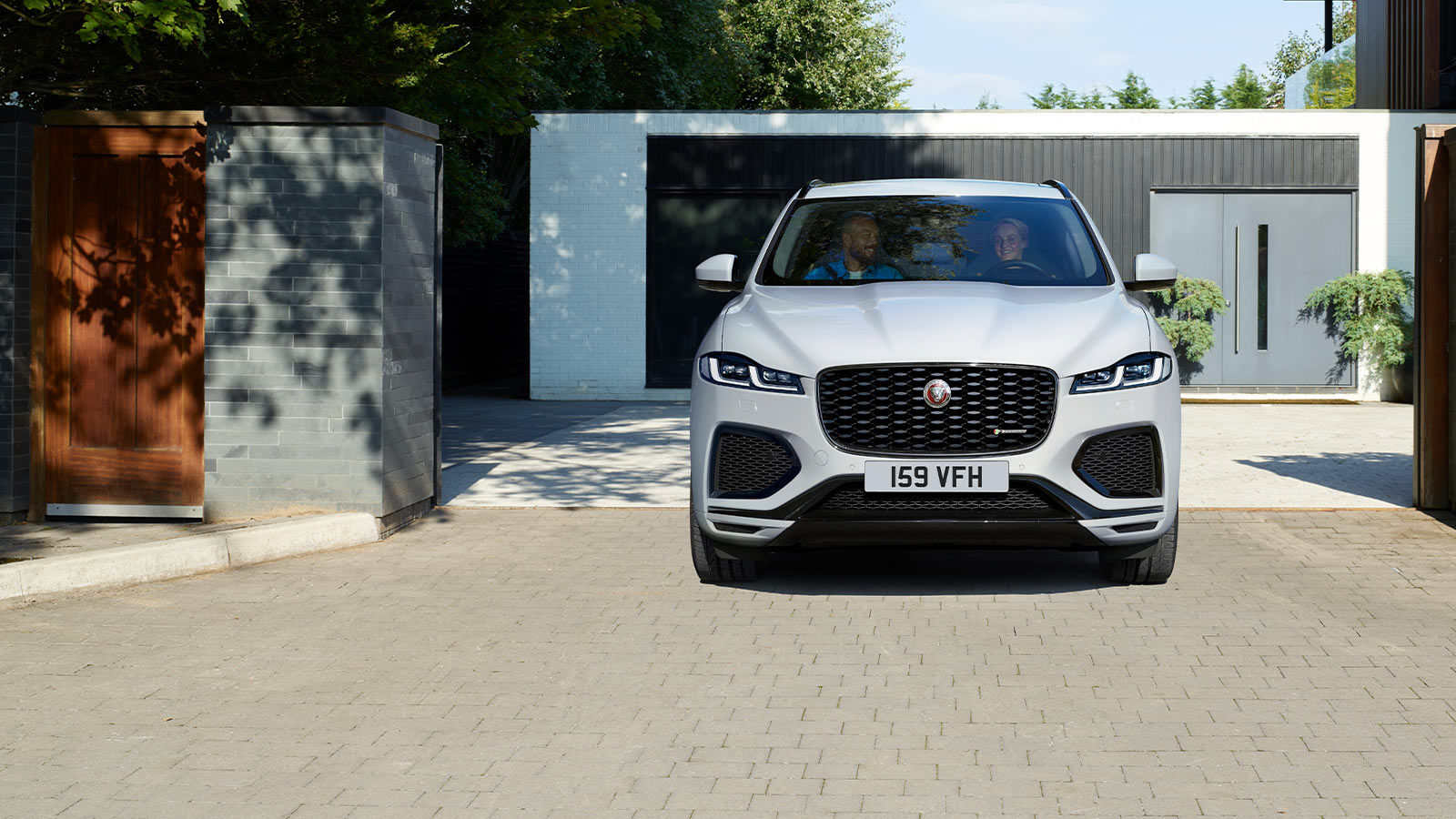 Jaguar машина страна