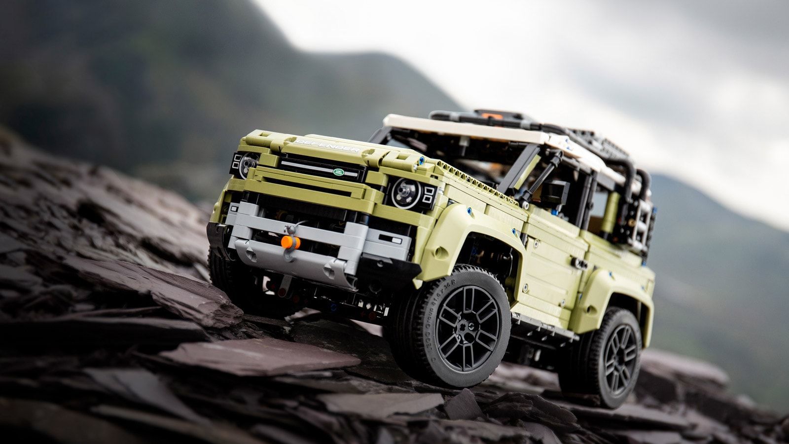 Land Rover Lifestyle Collection | Land Rover Hong Kong | Land Rover ...