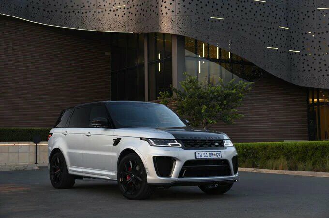 range-rover-sport-svr-carbon-edition-weaves-its-way-into-south-africa