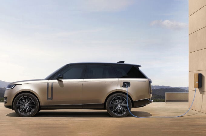 Nye Range Rover Plug-in Hybrid er tilgjengelig for bestilling for første gang og har en rekkevidde på opptil 113 km