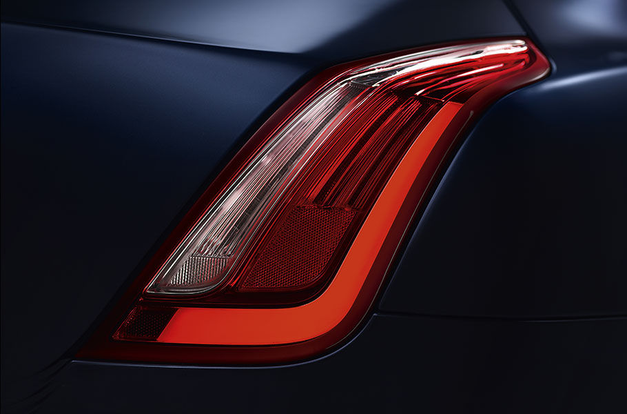 任何角度無可錯認