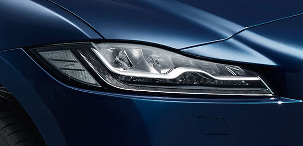 主動式全 LED 頭燈