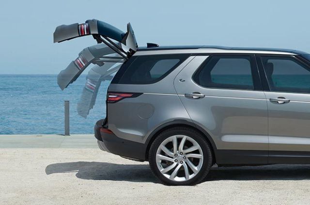 POWERED GESTURE TAILGATE