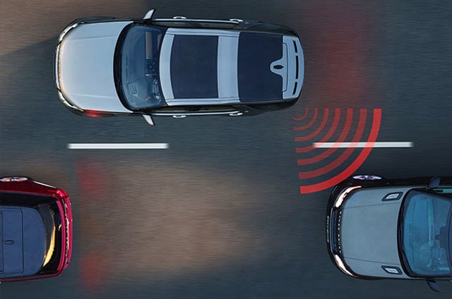 MONITOR DE ÁNGULO MUERTO Y DETECCIÓN DE TRÁFICO MARCHA ATRÁS*