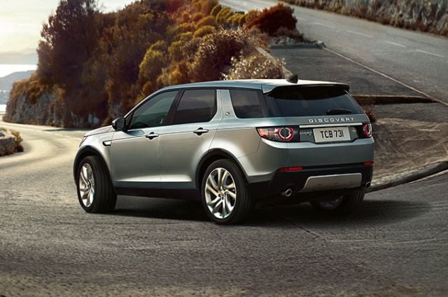 الأداء على الطرقات المعبدة