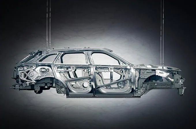 Bensin- och dieselmotorer  Land Rover Sverige