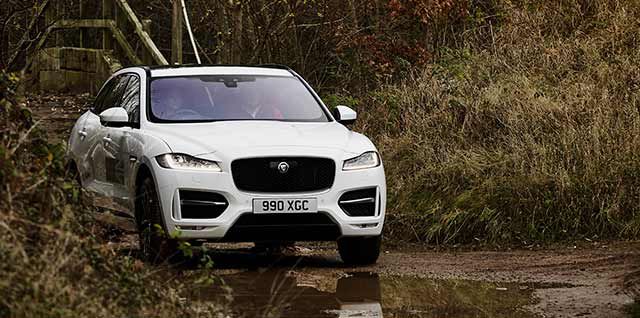 F‑PACE 體驗駕駛